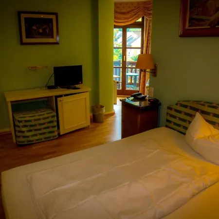 Krone Assmannshausen 4*