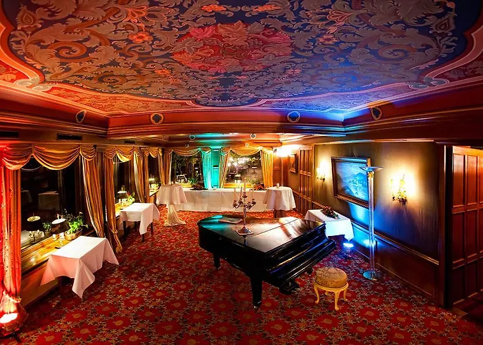 Krone Assmannshausen فندق 4*